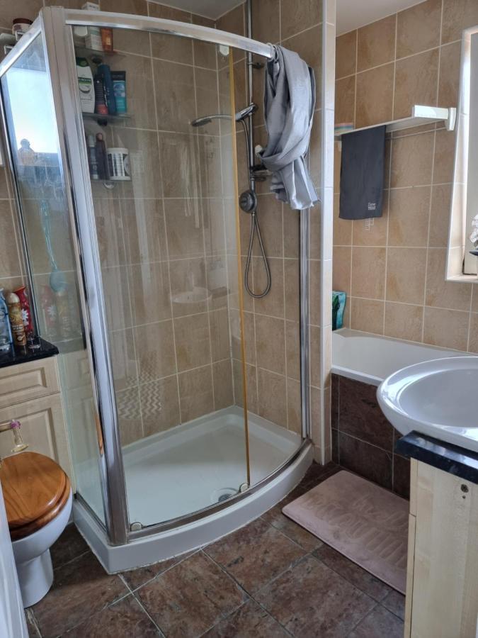Готель Hollybush Private House Лутон Екстер'єр фото